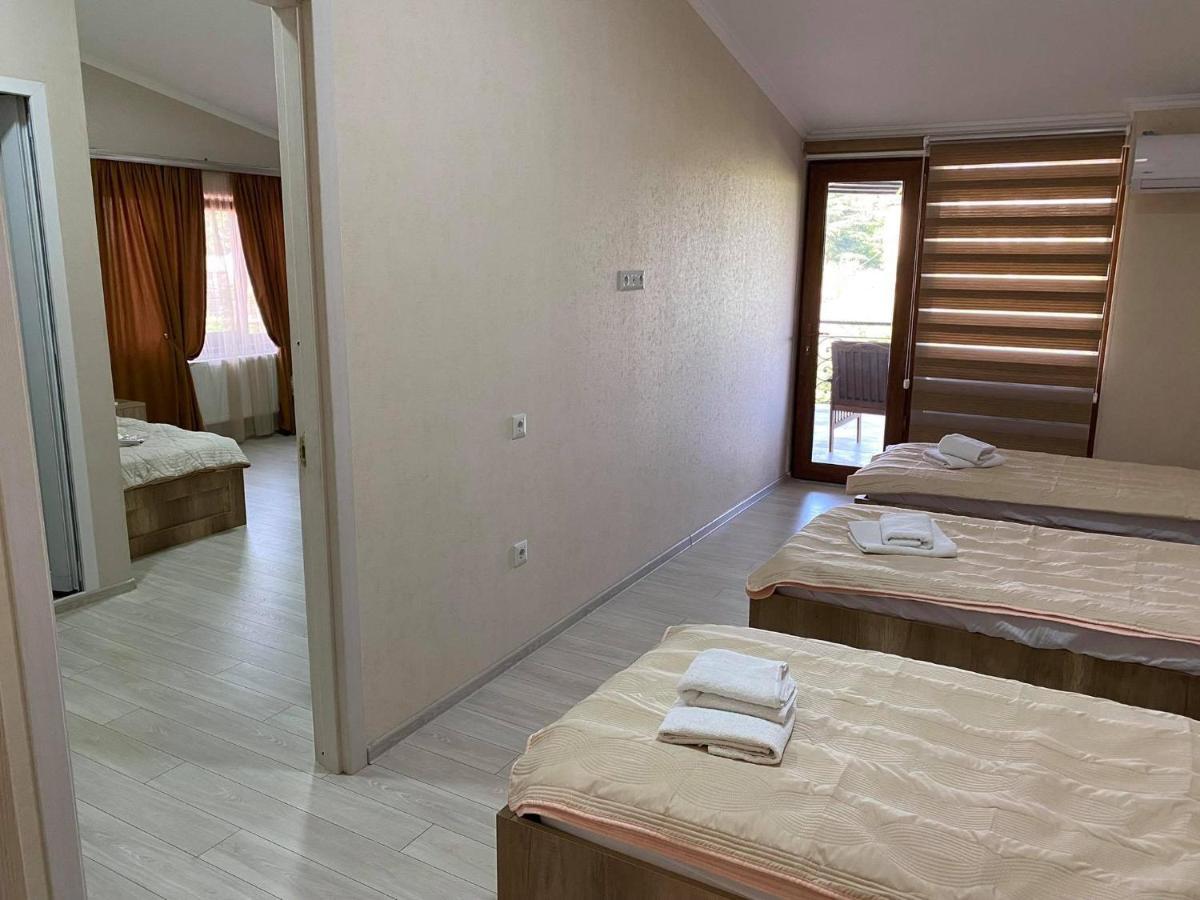 Lana'S Guest House Kutaisi Zewnętrze zdjęcie